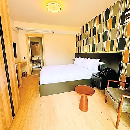 Venzi Ayayorgi-adult Only 15 Otel